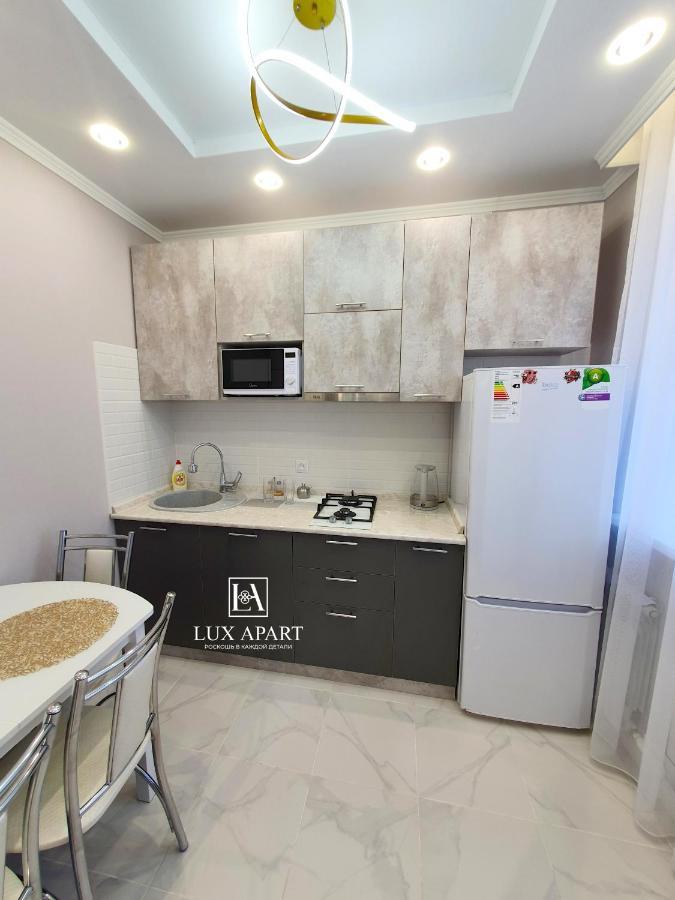Lux Апартаменты В Центре Караганды На 45 Квартале كاراغاندي المظهر الخارجي الصورة