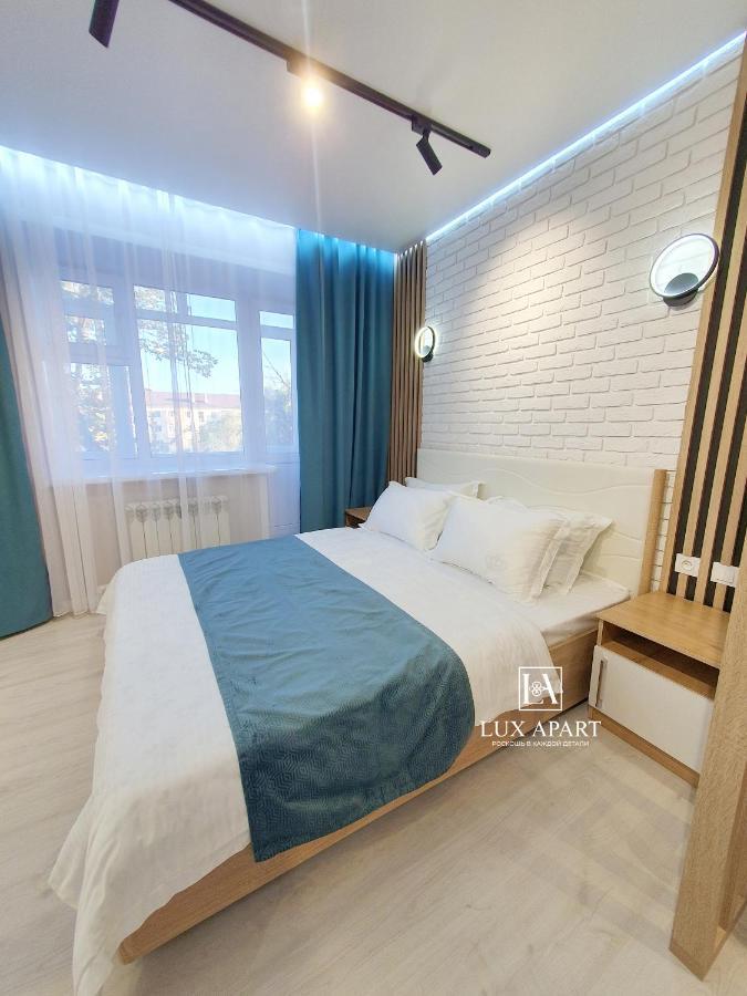 Lux Апартаменты В Центре Караганды На 45 Квартале كاراغاندي المظهر الخارجي الصورة